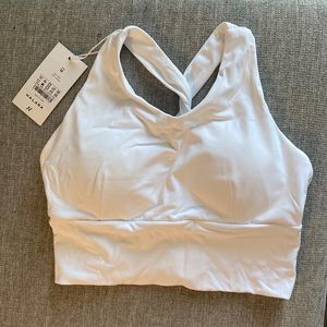 Halara- NEW- V neck crisscross twisted cropped yoga tank top